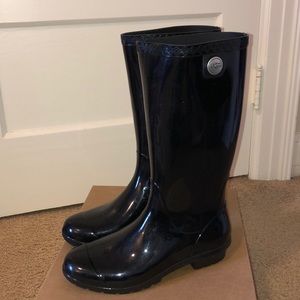 Ugg rain boots